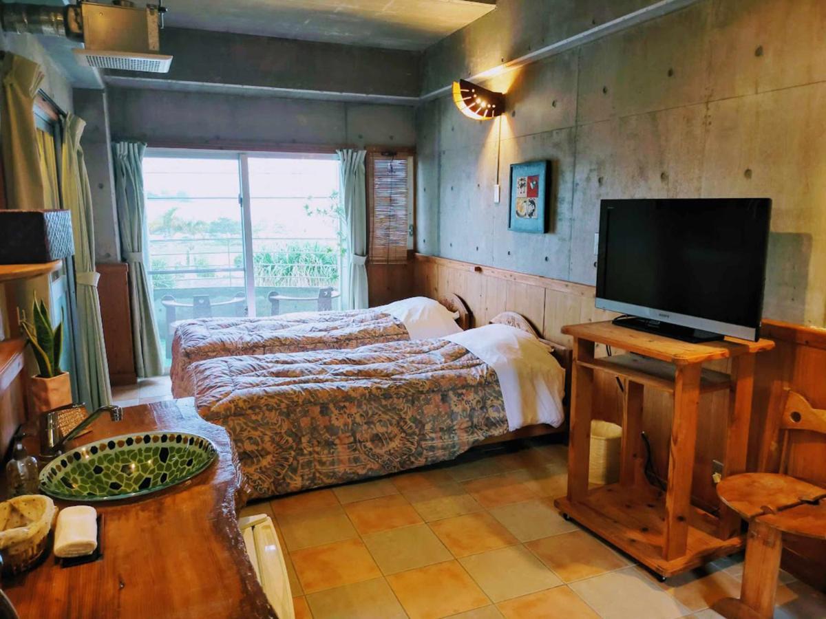 Buzz Resort Онна Экстерьер фото