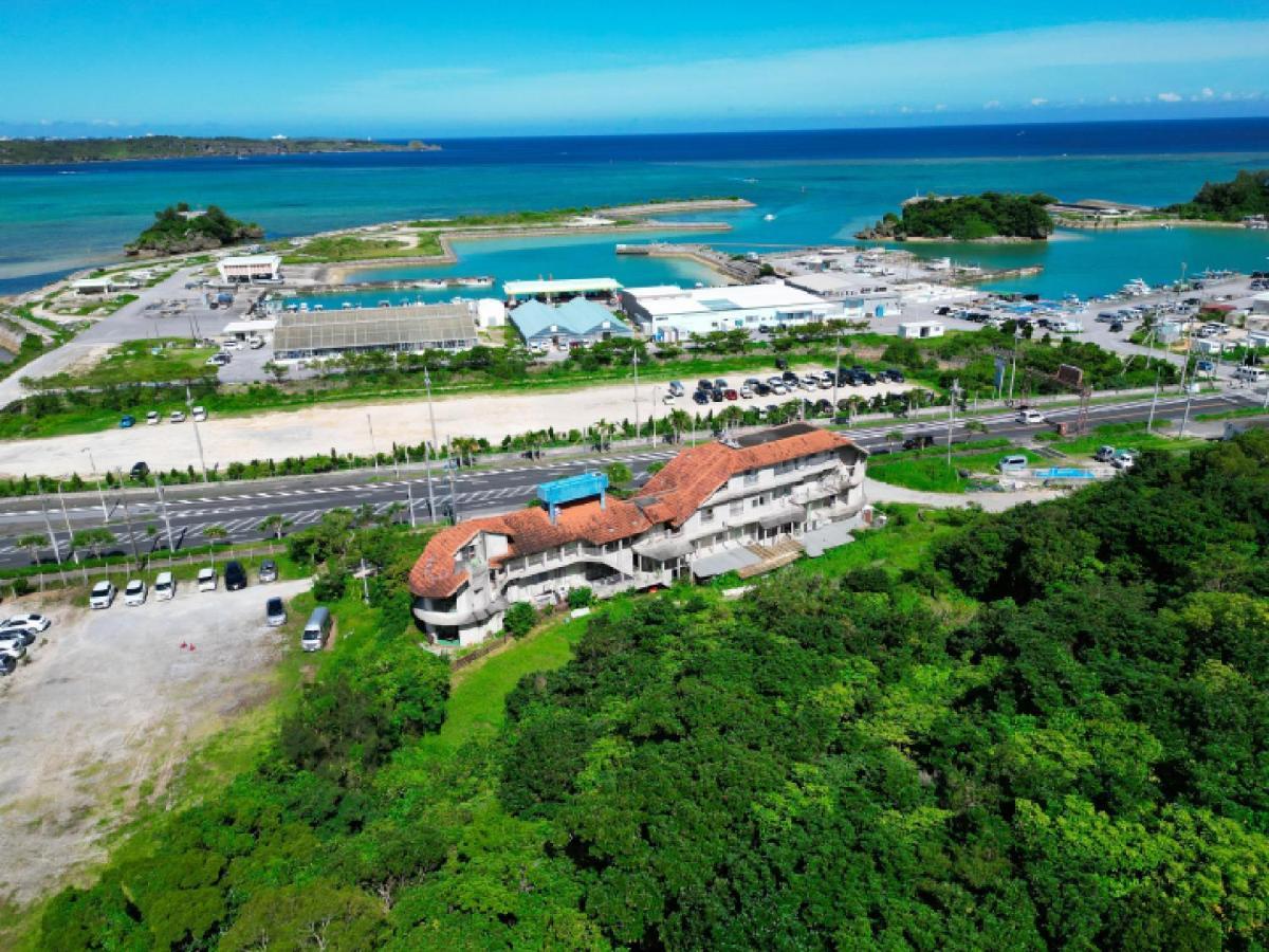 Buzz Resort Онна Экстерьер фото